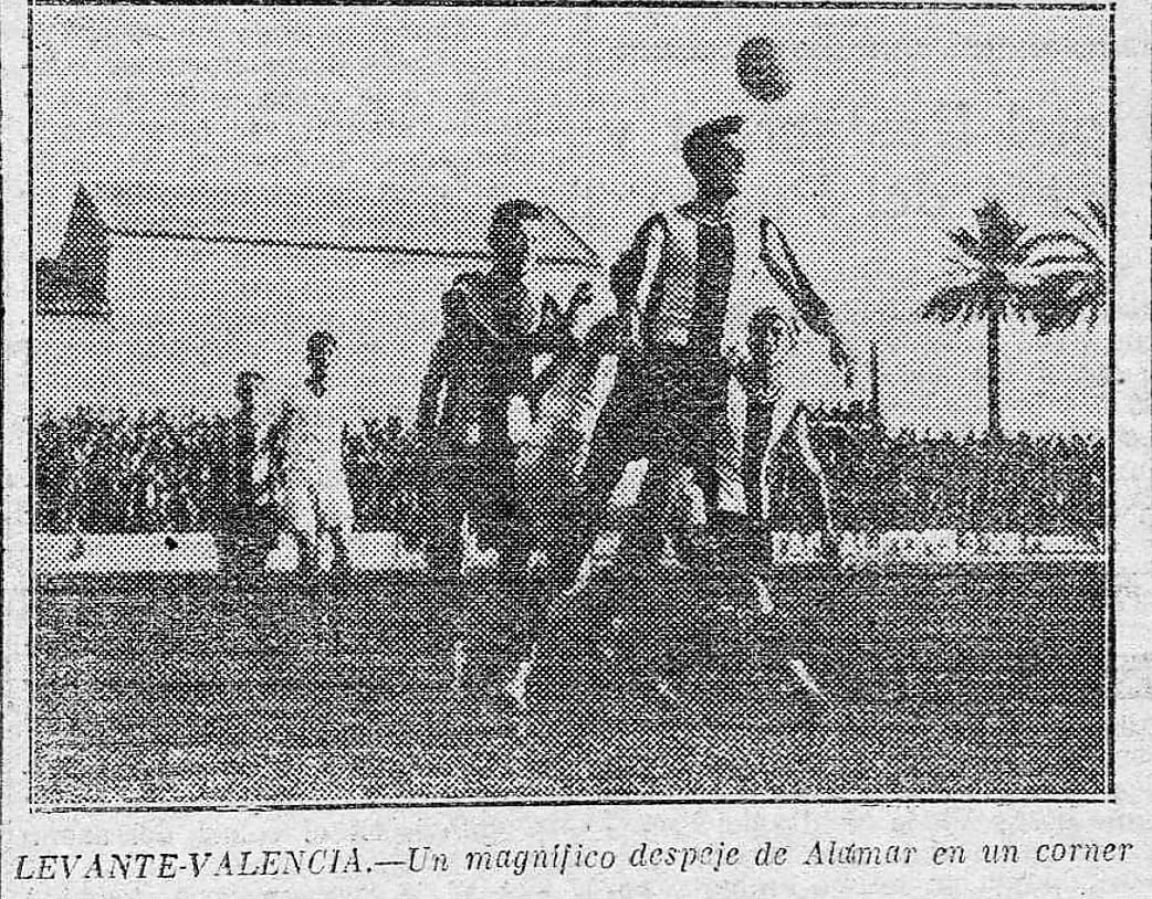 18-11-1930 LFC-VCF Campo La Cruz.jpg
