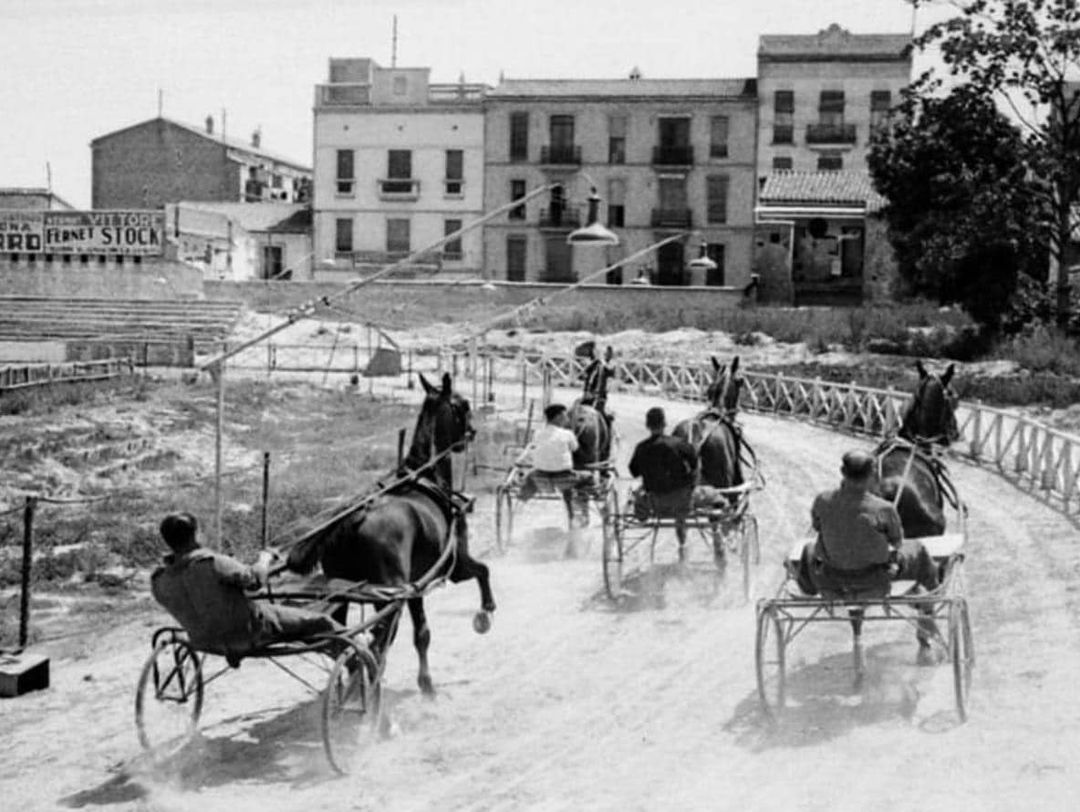 Trotones Mallorquines en el antiguo Campo de Vallejo 1946.jpg