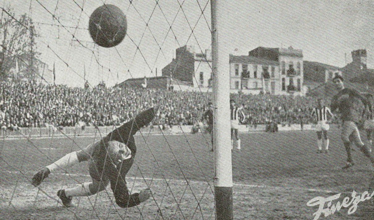 1959.04.05 (5 апреля 1959), Леванте - Бадахос, 2-0 (1).jpg